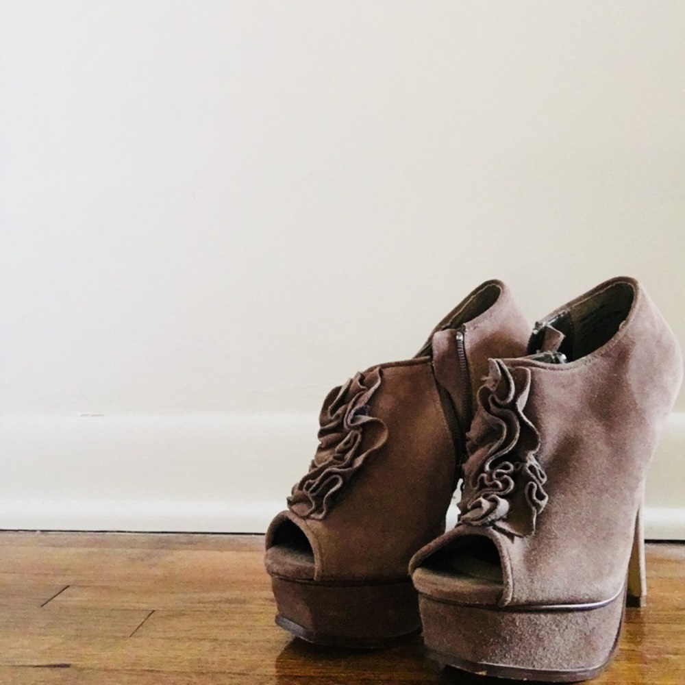 Stilettos size 5.5